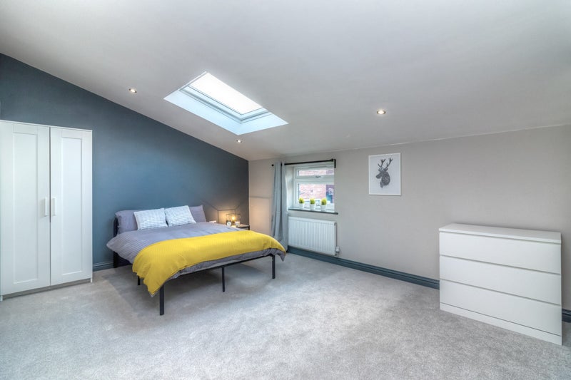 Stunning HMO in Wombwell' Room to Rent from SpareRoom