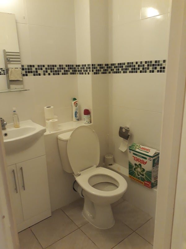 'Studio flat to rent in West Drayton' Room to Rent from SpareRoom