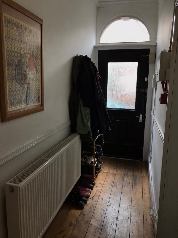 Photo 1: Front entrance