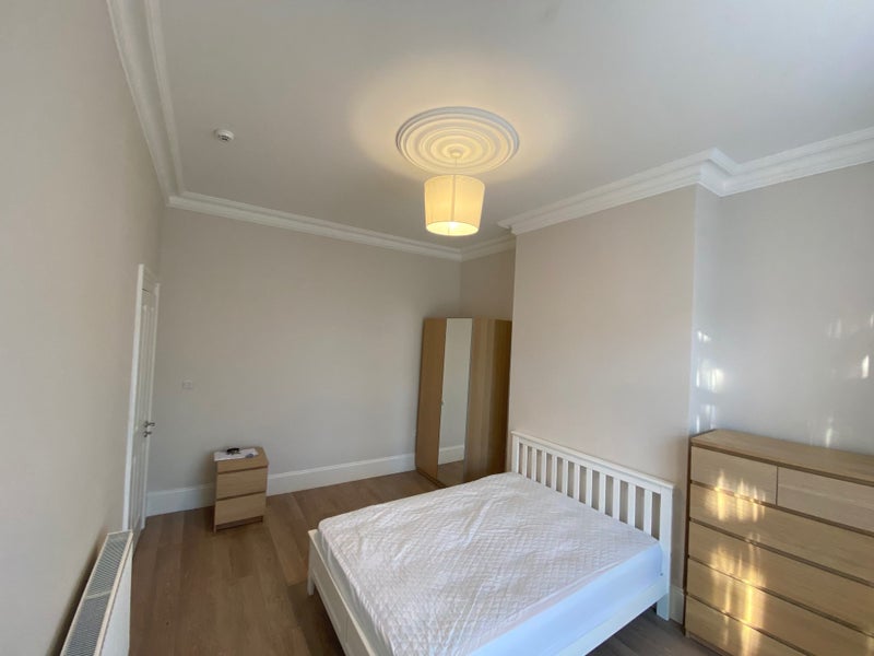 Photo 1: Double Room