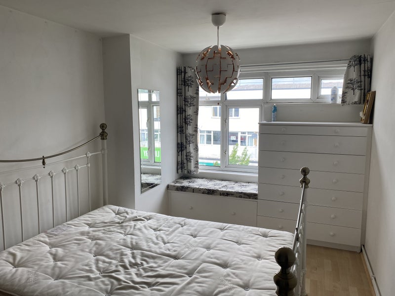 'Spacious double room in leafy Blackheath' Room to Rent from SpareRoom
