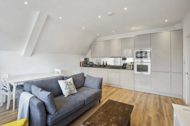 'Muswell Hill 2 Bed Modern Flat N10 ' Room to Rent from SpareRoom