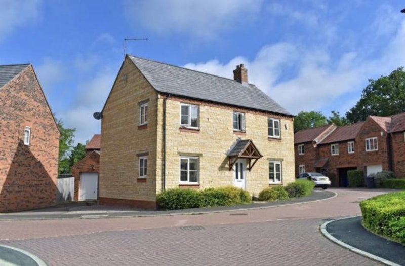 Photo 1: House