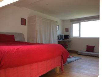 Photo 1: Huge bedroom