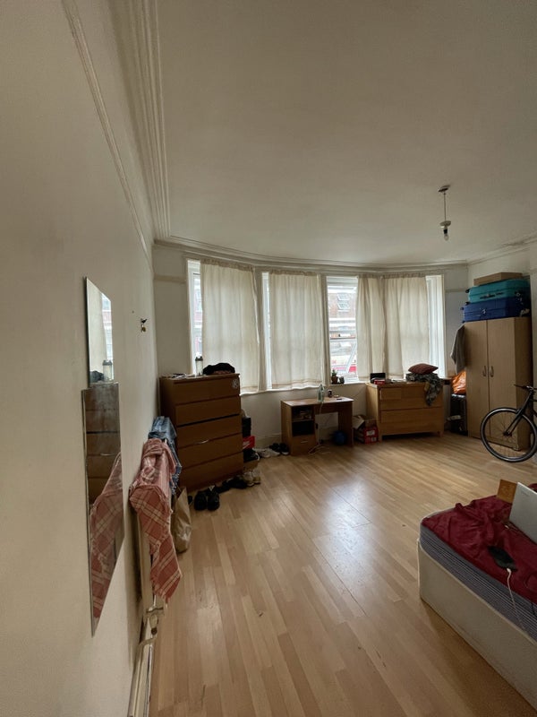 '3 Bed Flat to Rent Manor House ' Room to Rent from SpareRoom