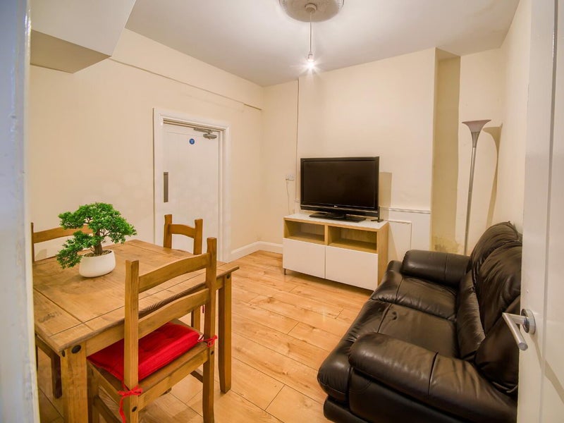 ' Modern Double Room Just Antrim Road ' Room to Rent from SpareRoom