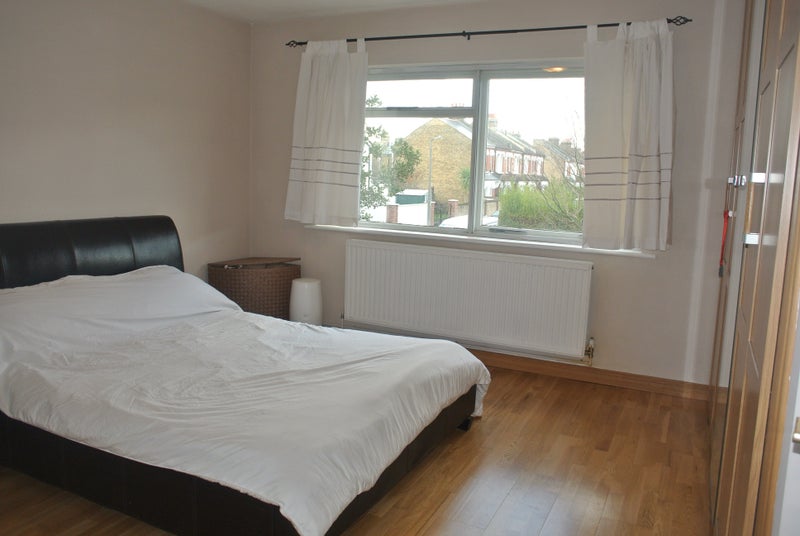 'Beautiful 1 Bed Flat in Wimbledon' Room to Rent from SpareRoom