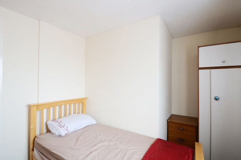 'Furnished 2 bedroom flat in TS1, Middlesbrough ' Room to Rent from SpareRoom