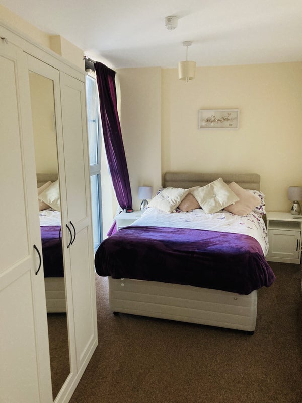 Photo 1: Room (Yours)