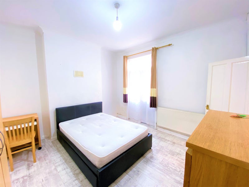 'Lewisham / Ladywell Rooms To Rent ' Room to Rent from SpareRoom