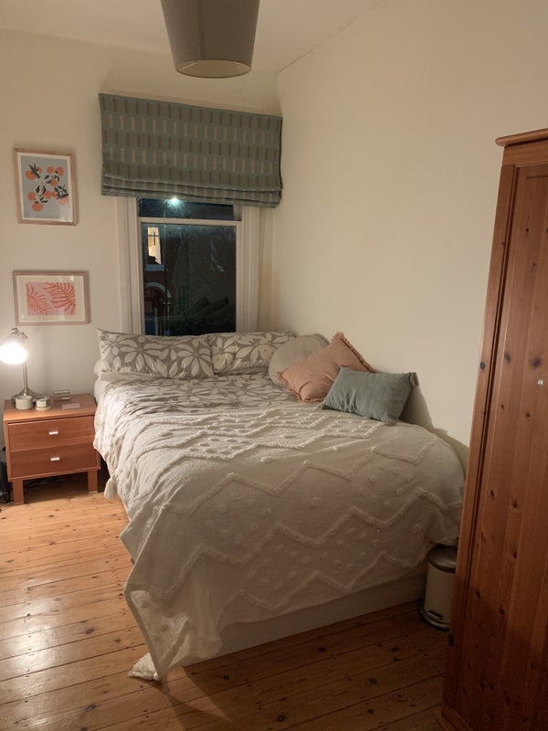 'Two double rooms in spacious Balham flat' Room to Rent from SpareRoom