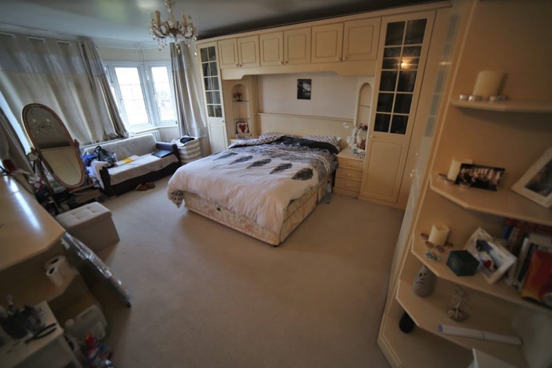Photo 1: room 7