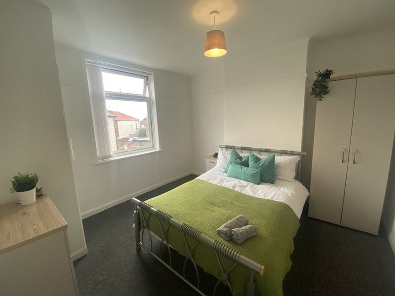 '🔥🔥Double Rooms Available From £280🔥🔥' Room to Rent from SpareRoom
