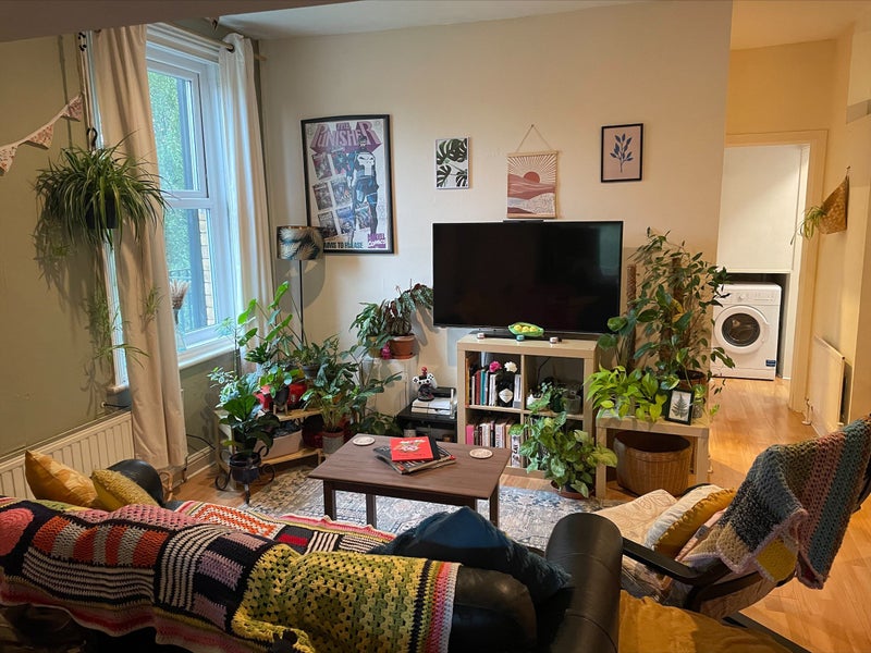 '1 bedroom Top Floor Flat, Didsbury Village' Room to Rent from SpareRoom