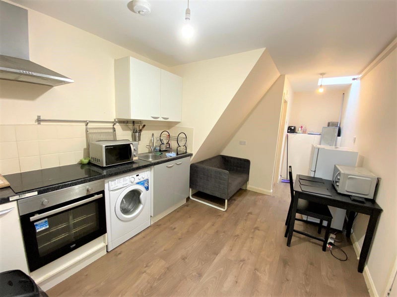 'One Bedroom In Hornchurch' Room to Rent from SpareRoom