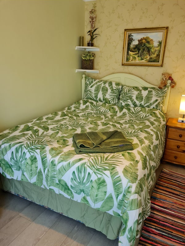 Photo 1: The bedroom with double bed