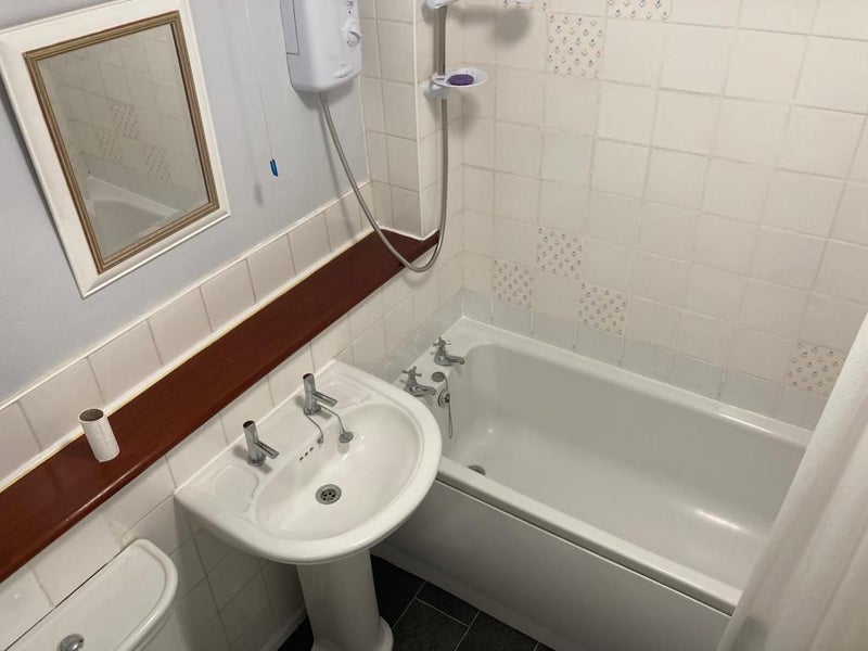 '1 Bedroom Flat Ruislip Available Immediately ' Room to Rent from