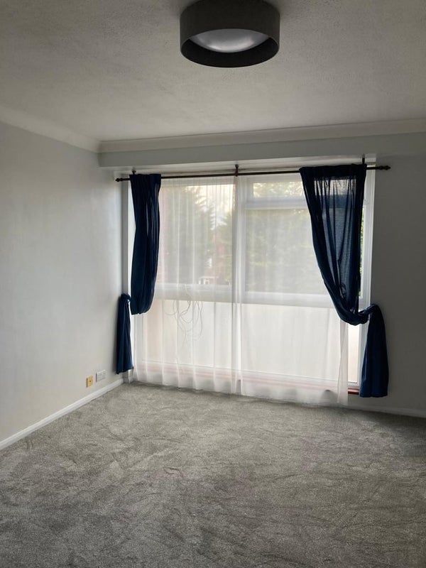 '1 Bedroom Flat Ruislip Available Immediately ' Room to Rent from