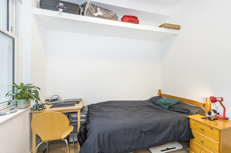 'Great Studio Earls Court' Room to Rent from SpareRoom