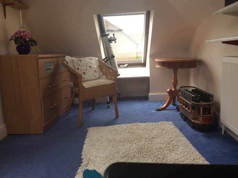 Photo 1: Single bed