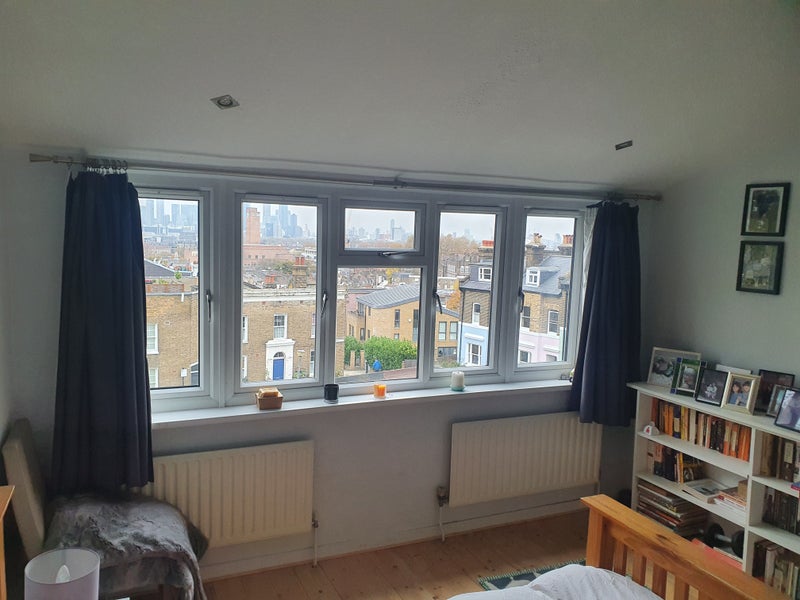 Photo 1: Bedroom