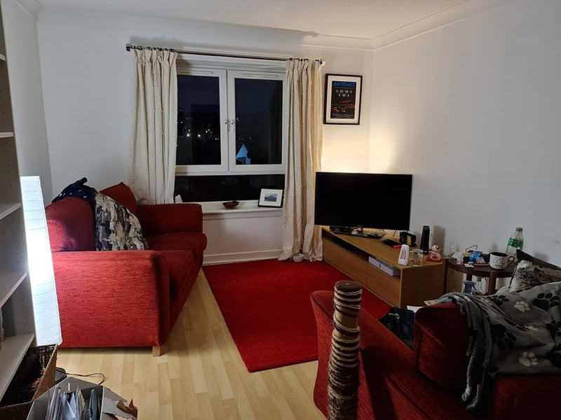 Photo 1: living room