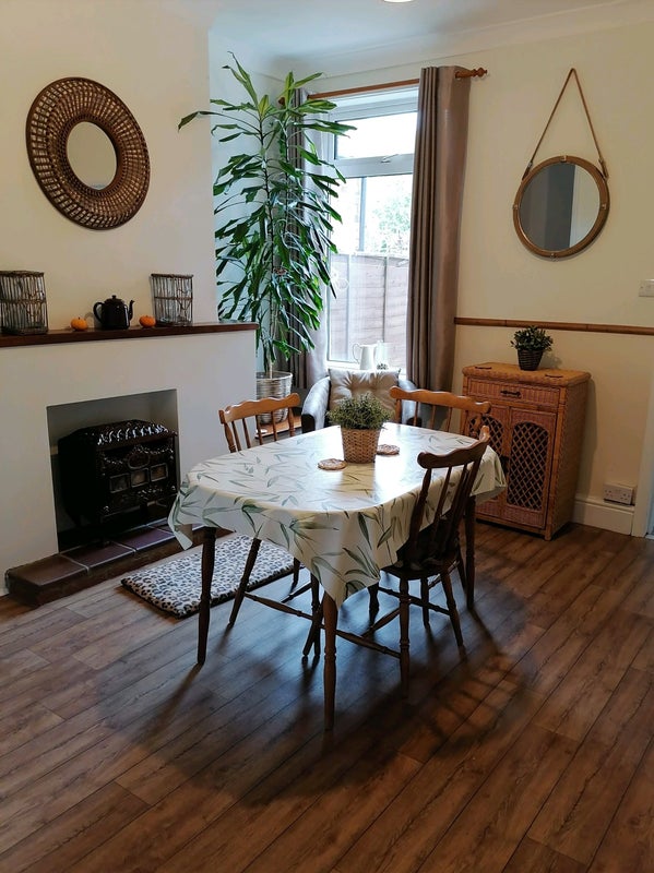 Photo 1: Dining room