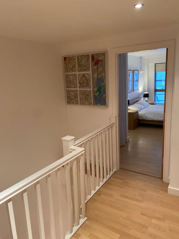 'Room available to rent in Leeds city centre.' Room to Rent from SpareRoom