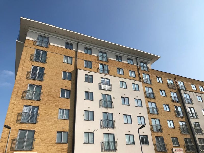 'One bedroom in Northolt' Room to Rent from SpareRoom