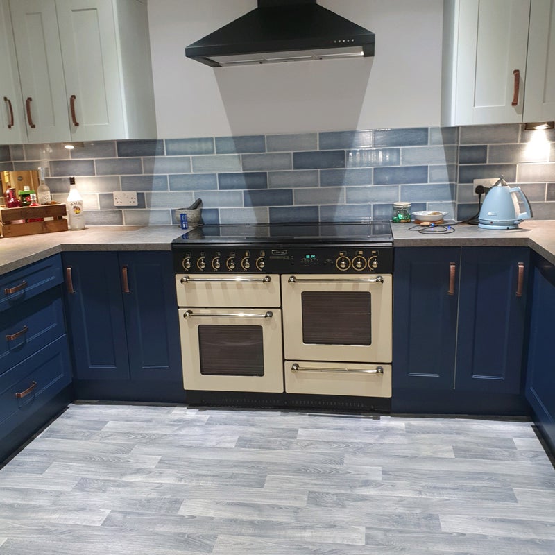 Photo 1: Brand new large luxury kitchen