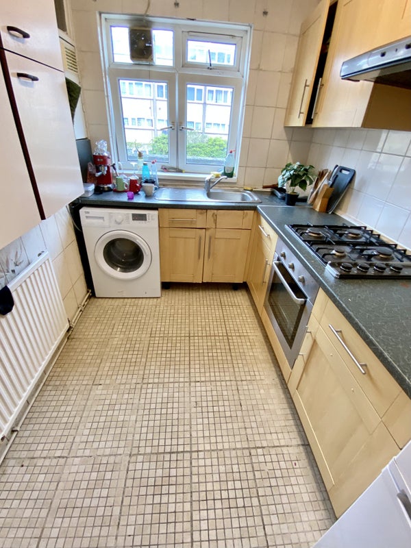 '💯Cozy Room in Blackwall.Move from 15th💯' Room to Rent from SpareRoom