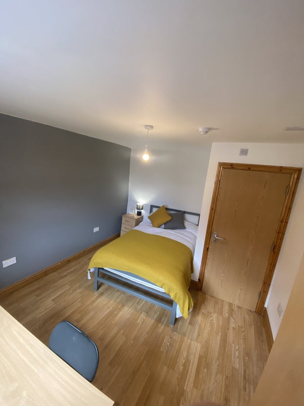'6 bed shouse Leamington Spa' Room to Rent from SpareRoom