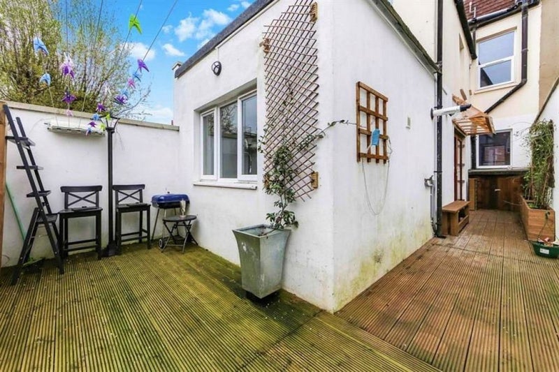 Unique opportunity ** Willesden Junction' Room to Rent from SpareRoom