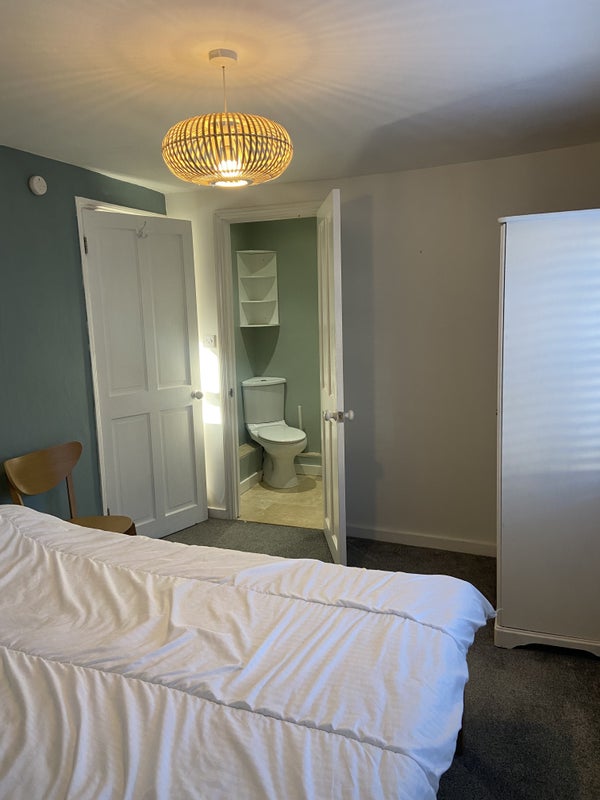 'Double room with ensuite in central Headington ' Room to Rent from