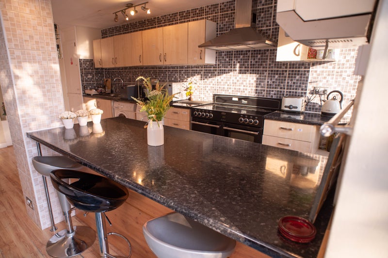 'Mini Studio Flat in Kidlington' Room to Rent from SpareRoom