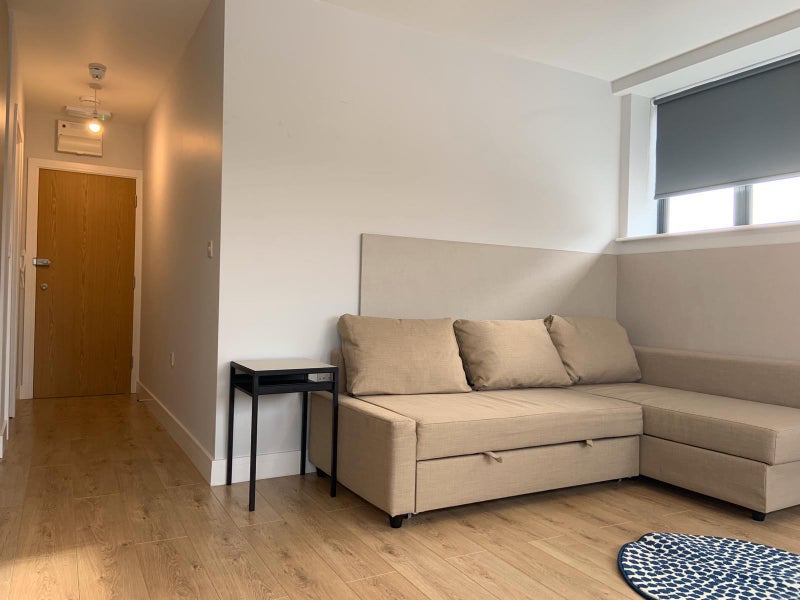 'Beautiful 1st Floor Studio Flat in Kingsbury' Room to Rent from SpareRoom