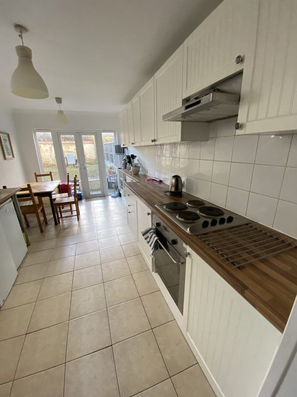 Photo 1: Kitchen diner