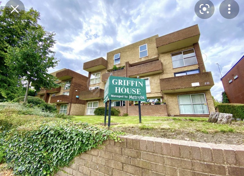 'One bedroom apartment on Hagley Road' Room to Rent from SpareRoom