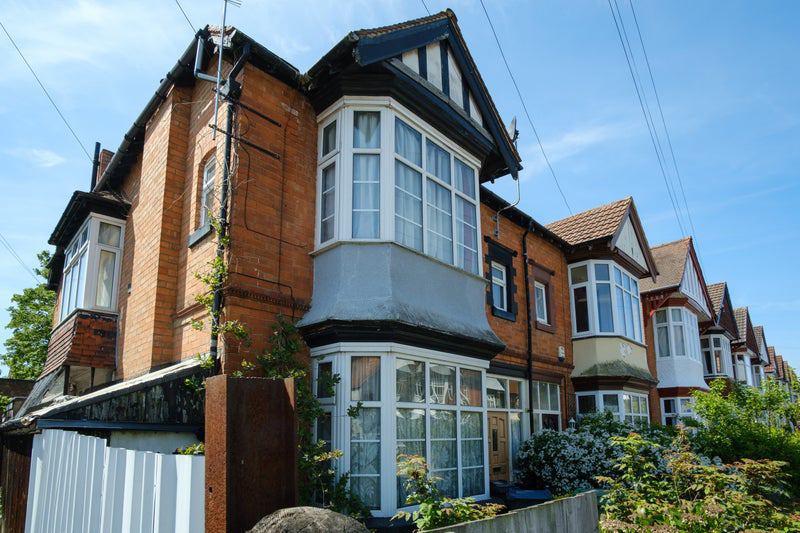 New Spacious Modern 1 Bed Flat Bills Included!' Room to Rent from