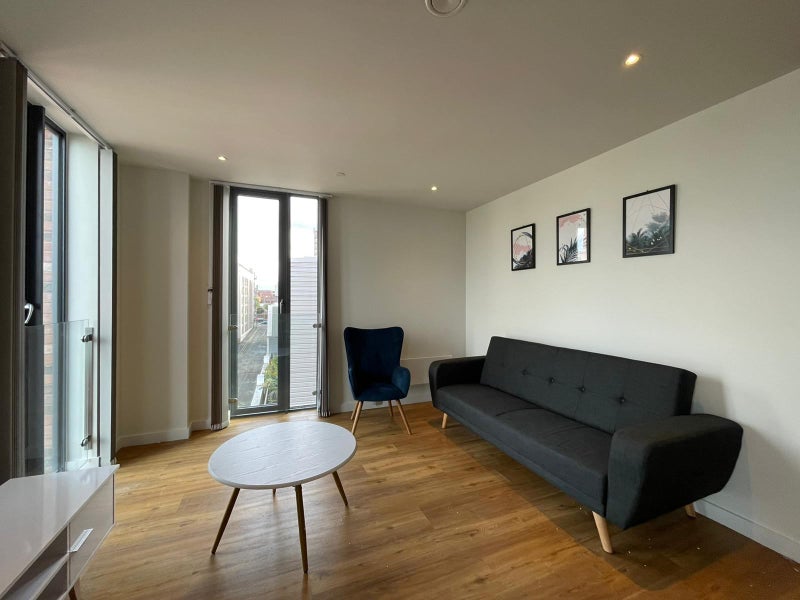 “2 bed new build near NOMA, M4 4GQ” from SPARE ROOM.co.uk