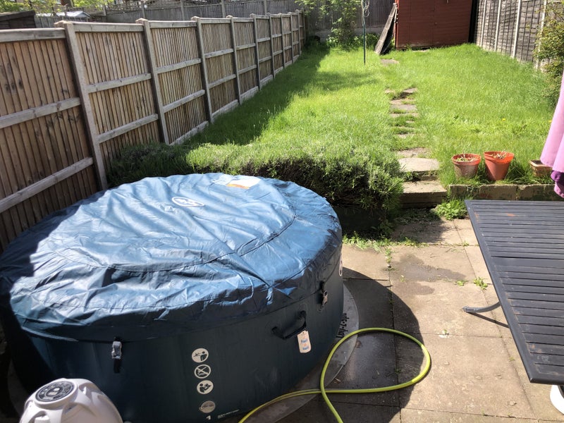 Photo 1: Garden & Hot Tub