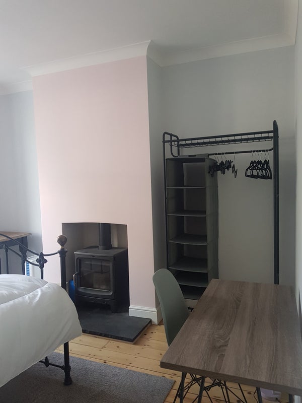 'Large double room friendly share Fareham' Room to Rent from SpareRoom