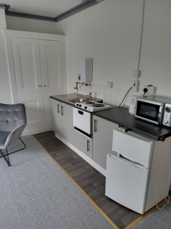 'Studio Bedsit available in Gillingham ' Room to Rent from SpareRoom