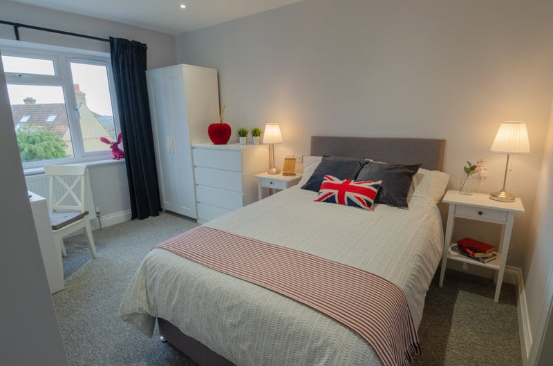 Photo 1: Large rooms