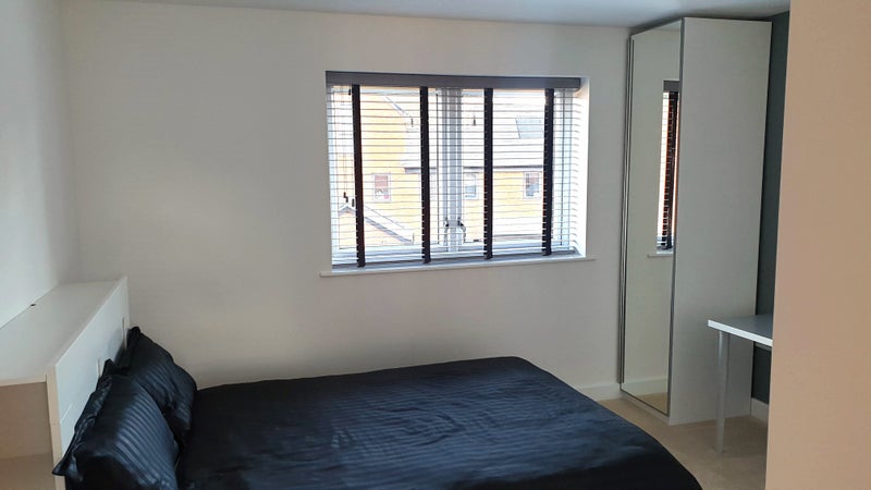 Photo 1: I took the photos myself, I've had comments that the room is bigger than it looks