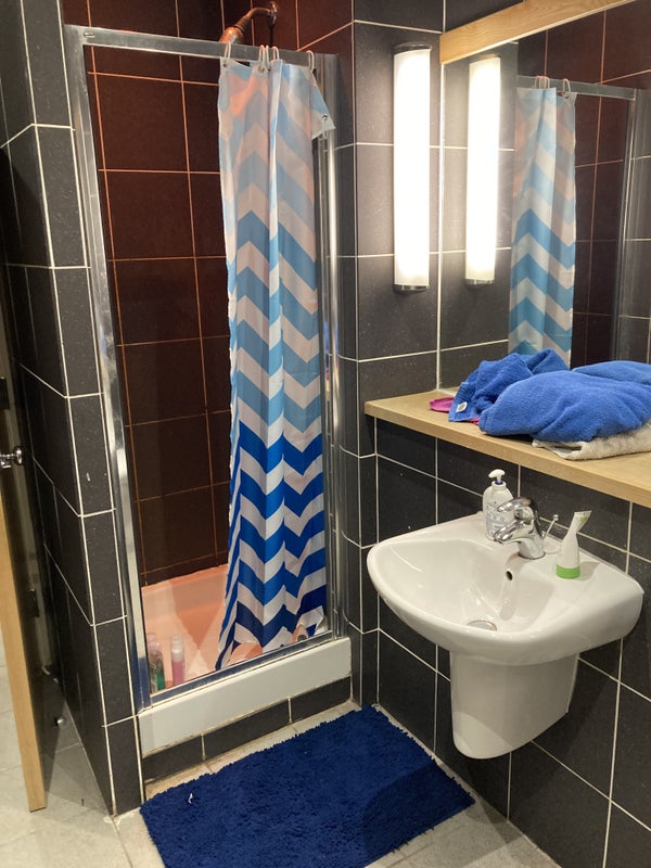 'City Centre studio flat ' Room to Rent from SpareRoom