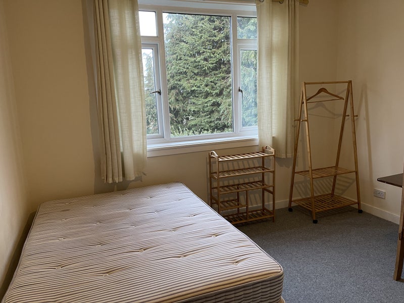 '1 Single Room / 1 Double Room Kilmarnock' Room to Rent from SpareRoom