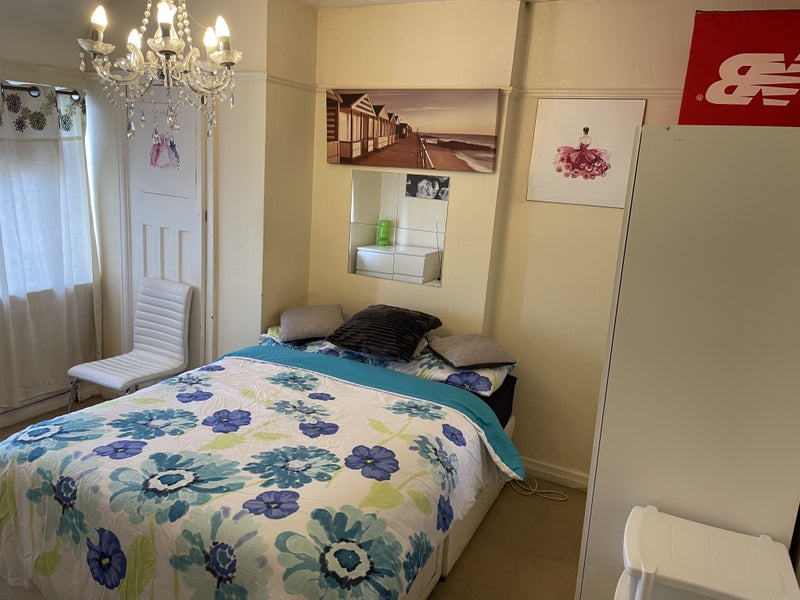 '🔥Cheap-Bills Included-Fully Furnished' Room to Rent from SpareRoom