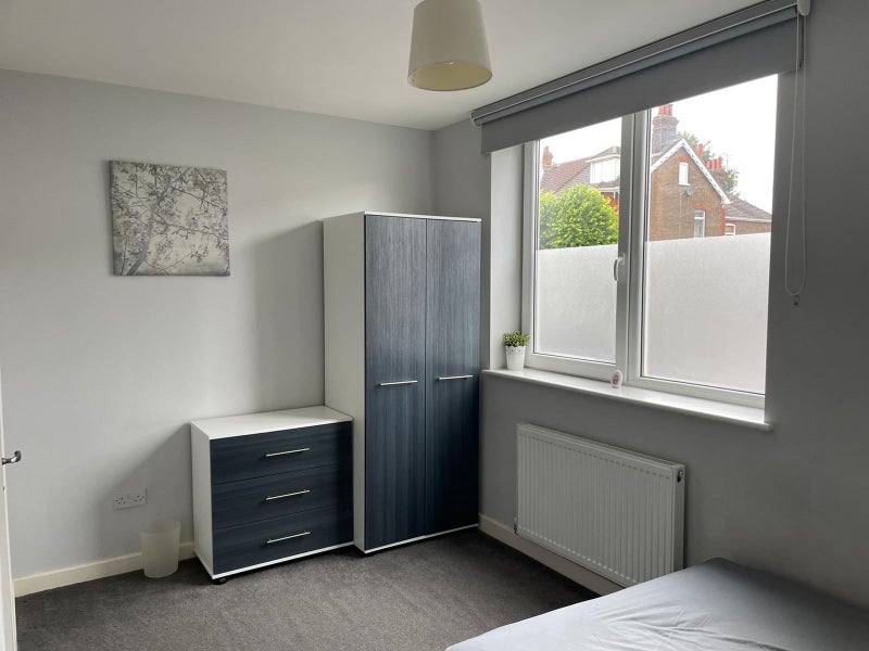 'Double EnSuite Room in Central Dunstable!' Room to Rent from SpareRoom