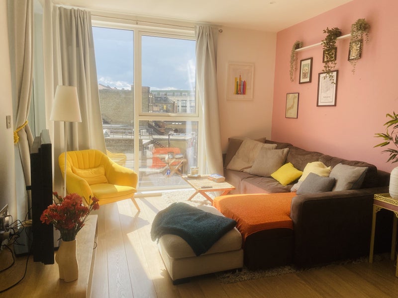 Photo 1: Living room area